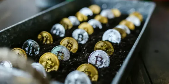 Barış umutları arttı! Altında yükseliş, petrolde düşüş yaşandı